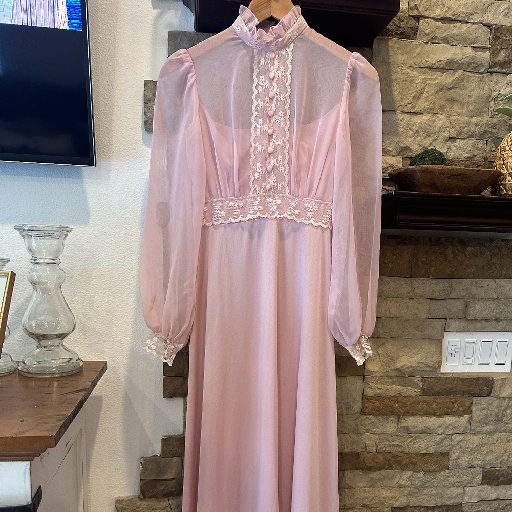 Vintage 1970's blush pink dress
